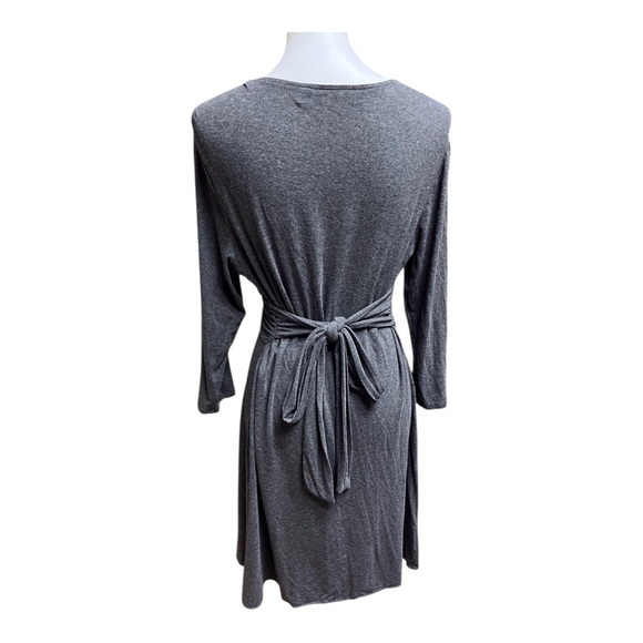 NY&C “Stretch” Elegant Gray Knot Dress - Picture 4 of 7